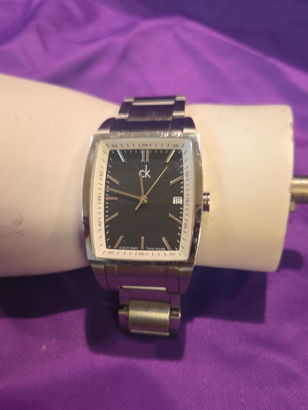 Calvin Klein "Bold Square" original (Modelo K3041161). A [8 In ]